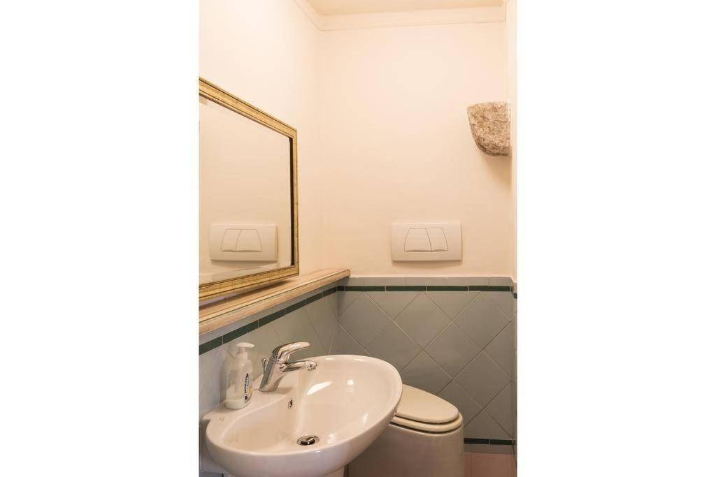 Mario'S Apartament With Ac And Wifi Apartment ลุคคา ภายนอก รูปภาพ