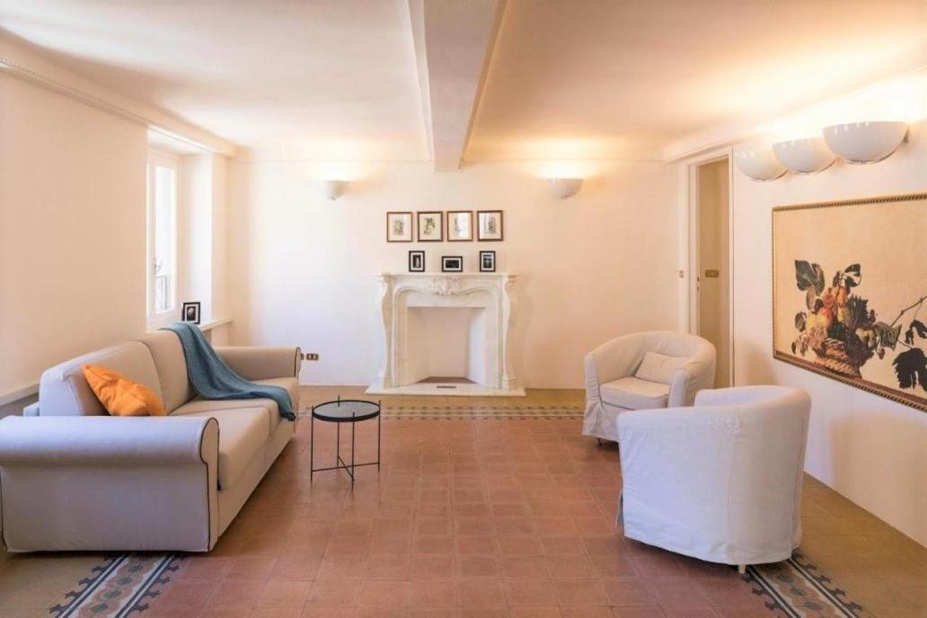 Mario'S Apartament With Ac And Wifi Apartment ลุคคา ภายนอก รูปภาพ